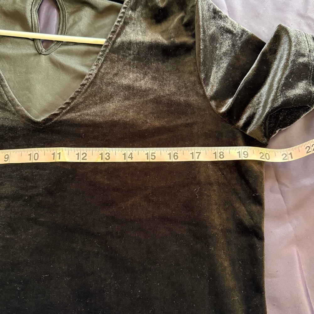 Ambiance Black Velvet Short‎ Sleeve Top-Size 1XL Goth steampunk - Picture 6 of 8